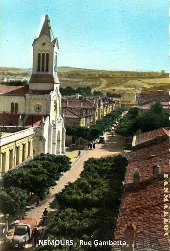 Nemours 057 - rue Gambetta.jpg